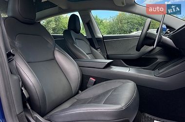 Седан Tesla Model 3 2024 в Львові