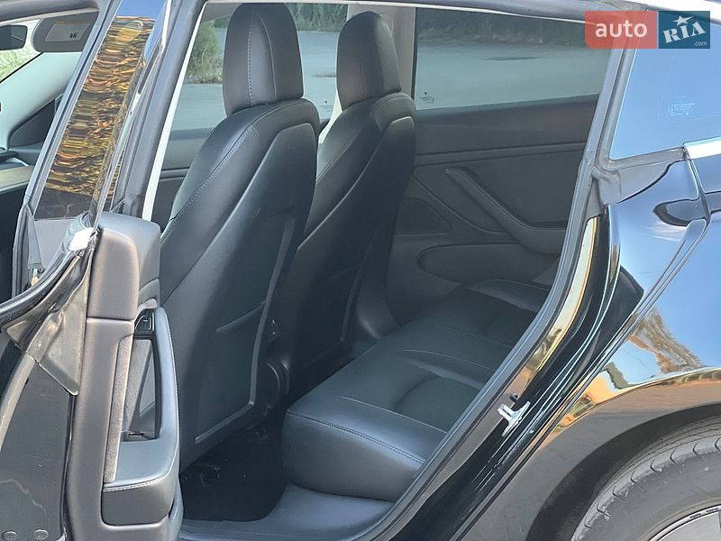 Седан Tesla Model 3 2019 в Запорожье