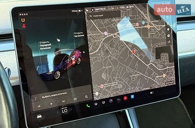 Седан Tesla Model 3 2018 в Киеве
