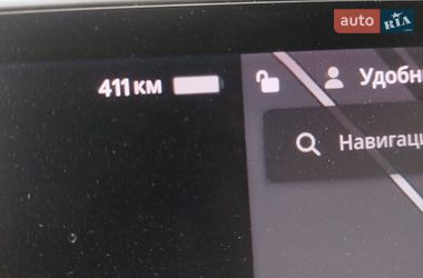 Седан Tesla Model 3 2018 в Львове