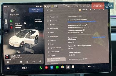 Седан Tesla Model 3 2024 в Кривом Роге