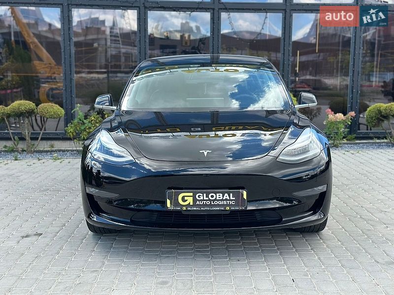Седан Tesla Model 3 2020 в Львові фото 5 Седан Tesla Model 3 2020 в Львові
