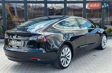 Седан Tesla Model 3 2020 в Львові фото 10 Седан Tesla Model 3 2020 в Львові