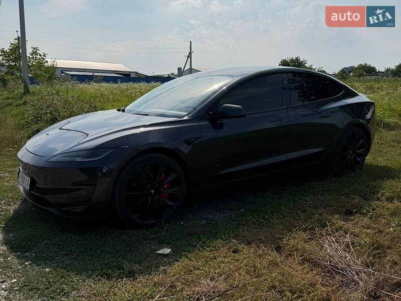 Седан Tesla Model 3 2025 в Хмельницькому