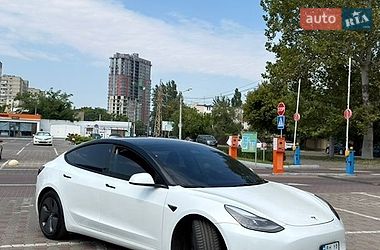 Седан Tesla Model 3 2021 в Одесі