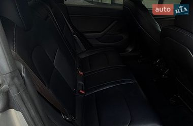 Седан Tesla Model 3 2018 в Рівному