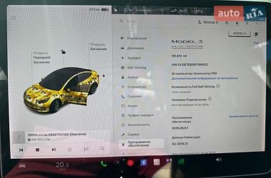 Седан Tesla Model 3 2019 в Чернівцях