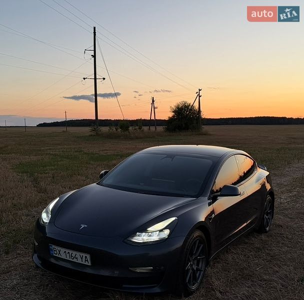 Tesla Model 3 2022 Tesla Model 3 2022