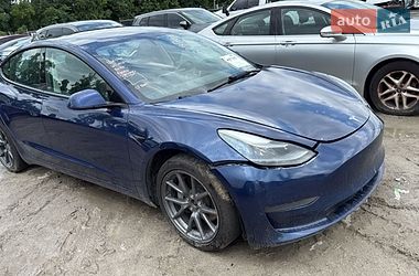 Седан Tesla Model 3 2022 в Ставище