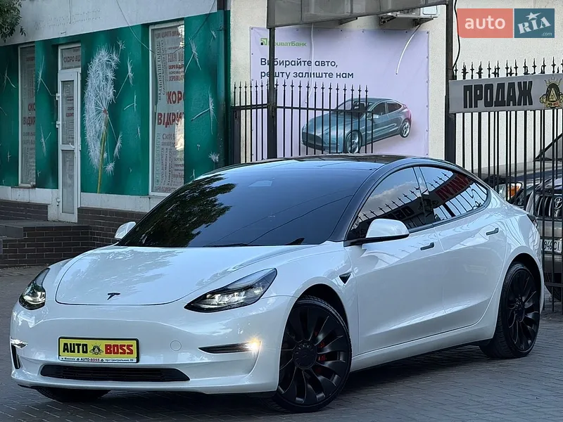 Tesla Model 3 2023