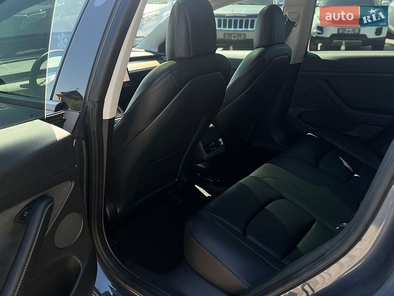 Седан Tesla Model 3 2022 в Мукачевому фото 25 Седан Tesla Model 3 2022 в Мукачевому