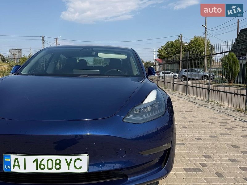 Седан Tesla Model 3 2019 в Білій Церкві
