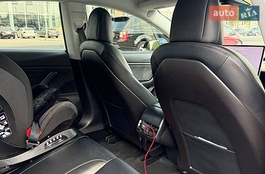 Седан Tesla Model 3 2019 в Білій Церкві