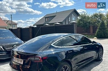 Седан Tesla Model 3 2018 в Києві
