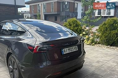 Седан Tesla Model 3 2024 в Киеве