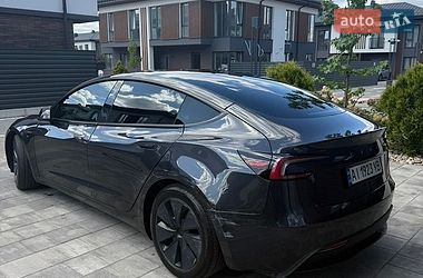 Седан Tesla Model 3 2024 в Киеве