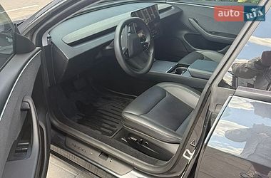 Седан Tesla Model 3 2024 в Киеве