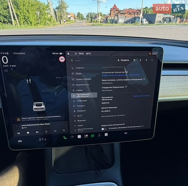 Седан Tesla Model 3 2021 в Самборе