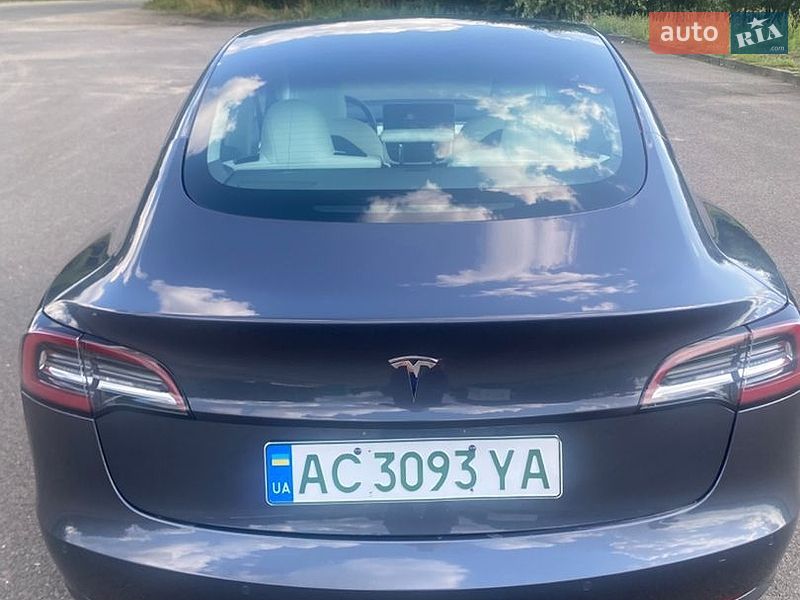 Седан Tesla Model 3 2021 в Ковеле