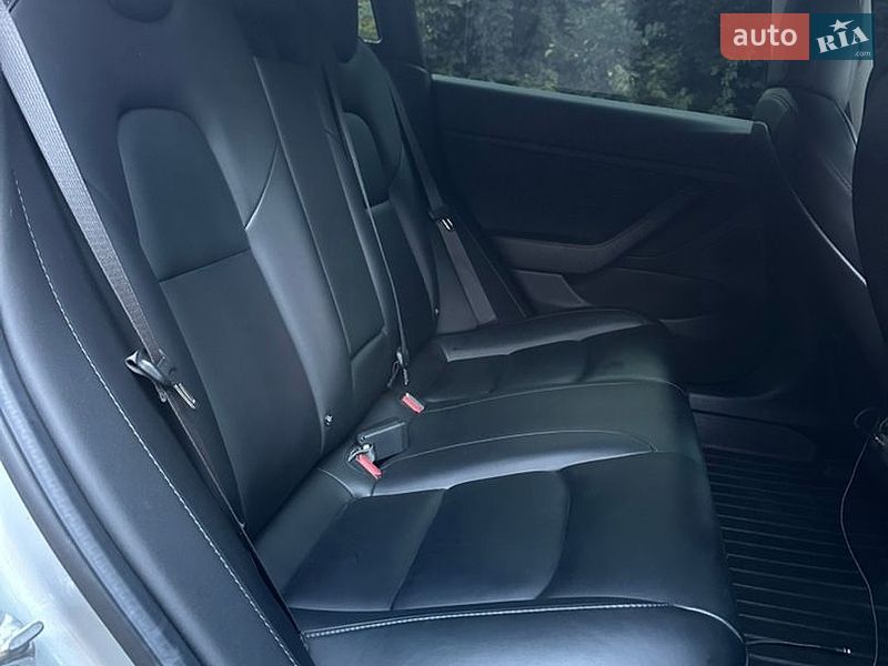 Седан Tesla Model 3 2018 в Софиевской Борщаговке