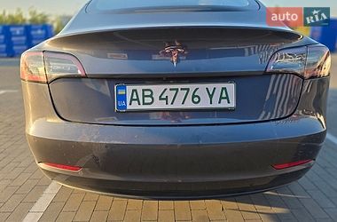 Седан Tesla Model 3 2022 в Виннице