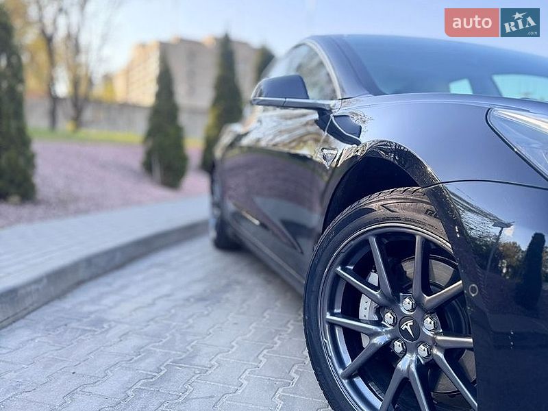 Седан Tesla Model 3 2018 в Києві фото 13 Седан Tesla Model 3 2018 в Києві