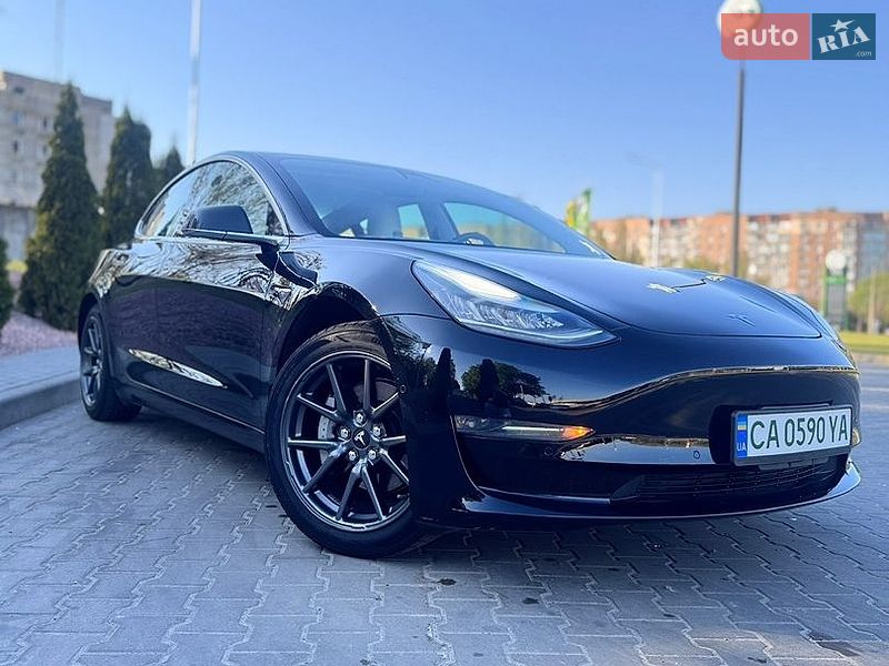 Седан Tesla Model 3 2018 в Києві фото Седан Tesla Model 3 2018 в Києві
