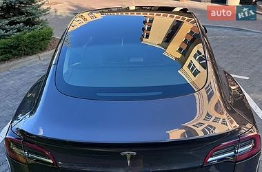 Седан Tesla Model 3 2023 в Софіївській Борщагівці