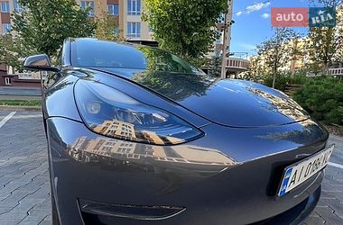 Седан Tesla Model 3 2023 в Софіївській Борщагівці