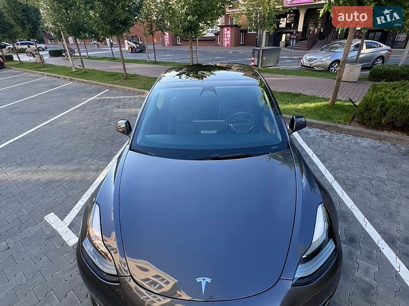 Седан Tesla Model 3 2023 в Софіївській Борщагівці