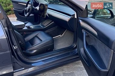 Седан Tesla Model 3 2023 в Софіївській Борщагівці