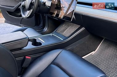 Седан Tesla Model 3 2023 в Софіївській Борщагівці