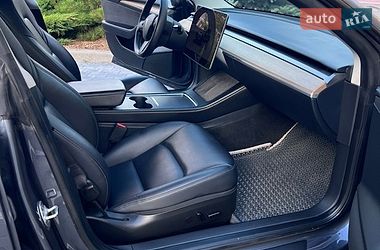 Седан Tesla Model 3 2023 в Софіївській Борщагівці