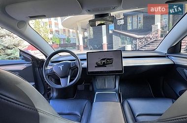 Седан Tesla Model 3 2023 в Софіївській Борщагівці