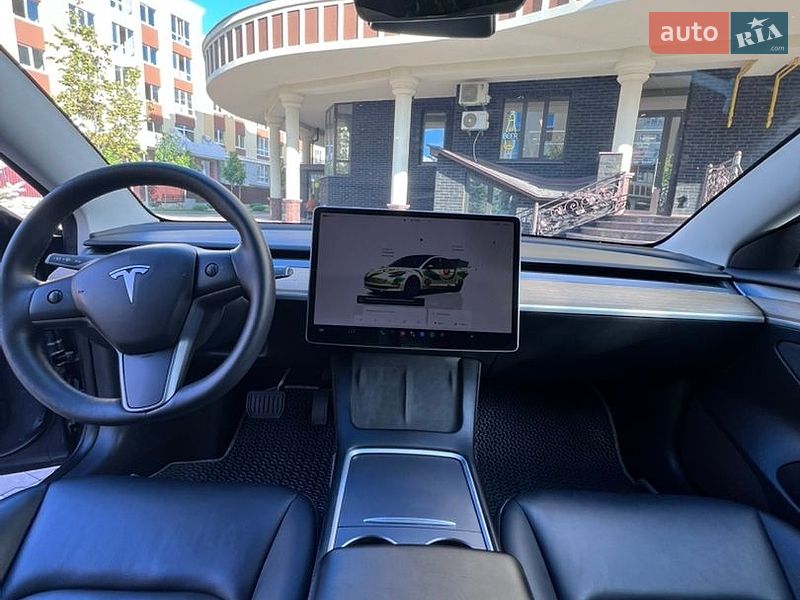 Седан Tesla Model 3 2023 в Софіївській Борщагівці