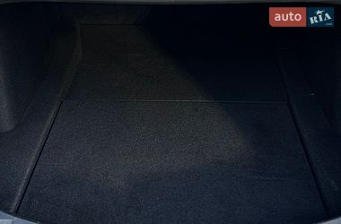 Седан Tesla Model 3 2023 в Софіївській Борщагівці