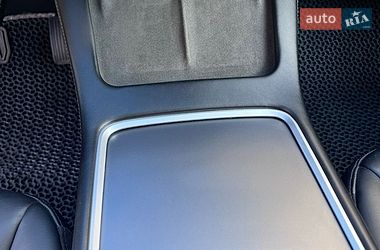 Седан Tesla Model 3 2023 в Софіївській Борщагівці