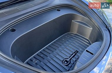 Седан Tesla Model 3 2023 в Софіївській Борщагівці