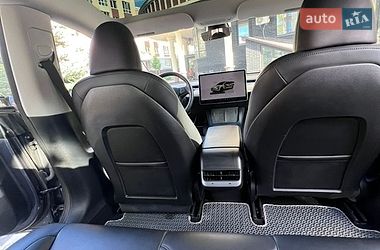 Седан Tesla Model 3 2023 в Софіївській Борщагівці
