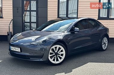 Седан Tesla Model 3 2022 в Києві