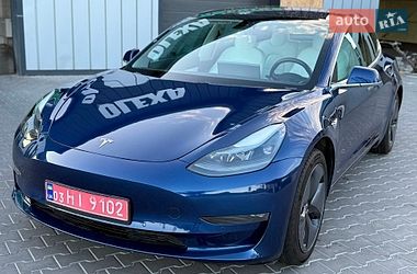 Седан Tesla Model 3 2018 в Владимире