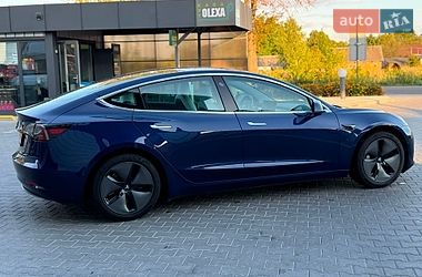 Седан Tesla Model 3 2018 в Владимире