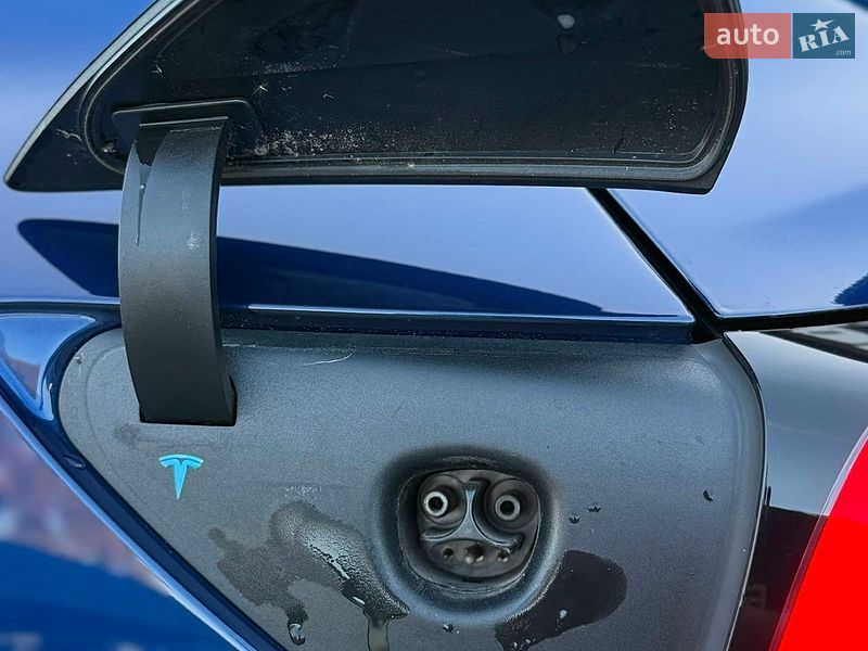 Седан Tesla Model 3 2018 в Владимире