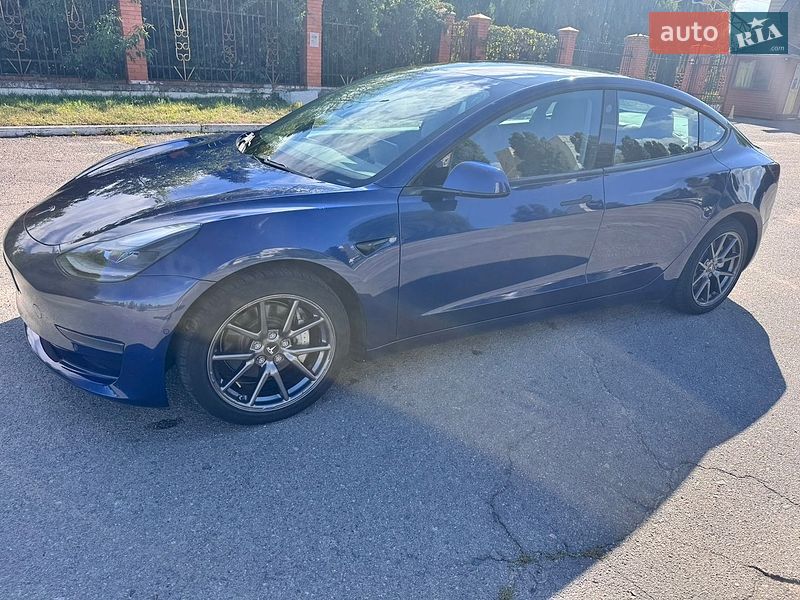 Седан Tesla Model 3 2021 в Киеве Седан Tesla Model 3 2021 в Киеве