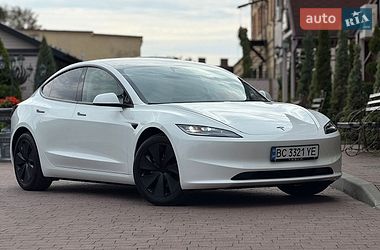 Седан Tesla Model 3 2025 в Стрые