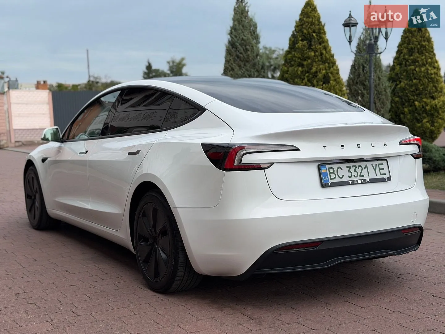 2025 Tesla Model 3 - мініатюра 28