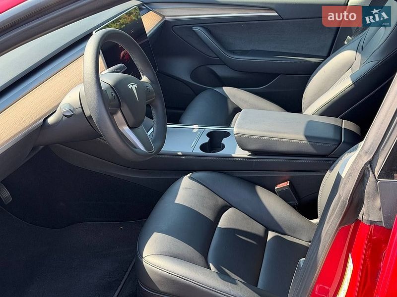 Седан Tesla Model 3 2023 в Києві фото 7 Седан Tesla Model 3 2023 в Києві
