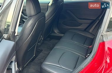 Седан Tesla Model 3 2018 в Виннице