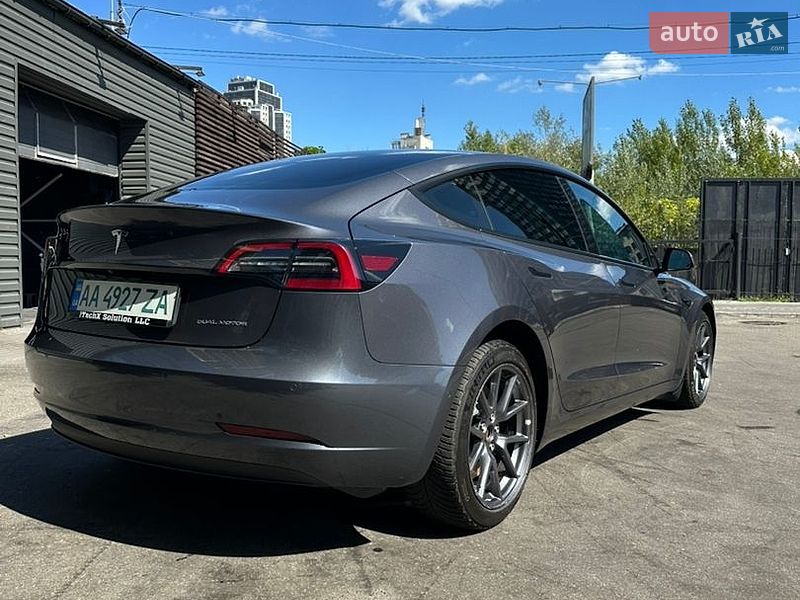Седан Tesla Model 3 2021 в Киеве фото 6 Седан Tesla Model 3 2021 в Киеве