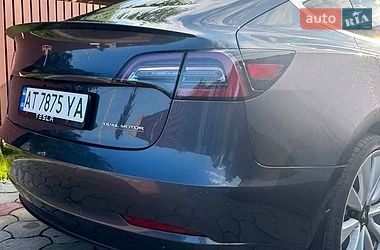 Седан Tesla Model 3 2018 в Коломые
